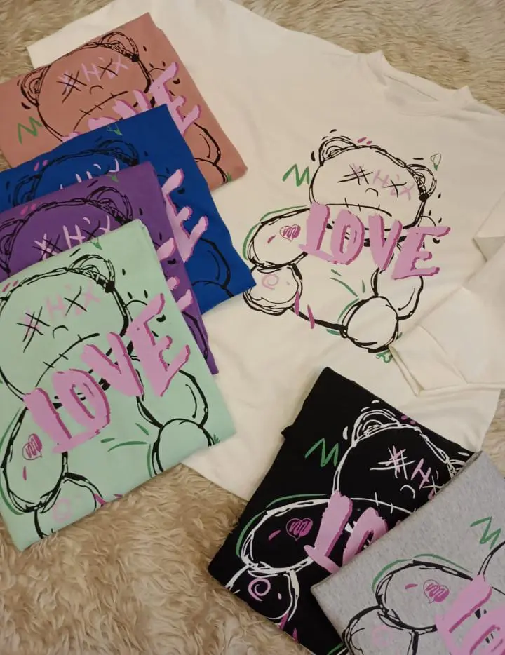 buzo-de-mujer-talle-unico-surtidas-estampas.webp