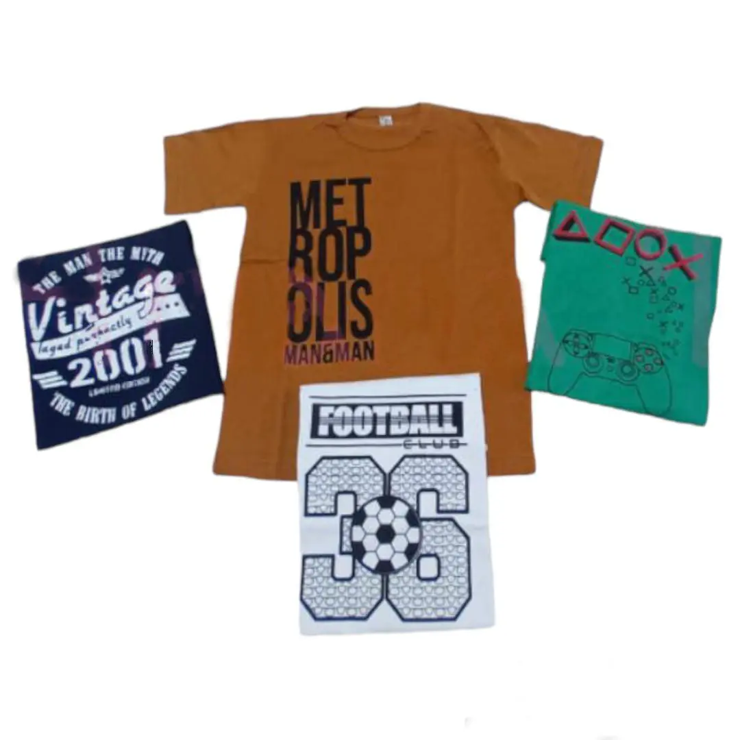 remera-manga-corta-estampa-letras.webp