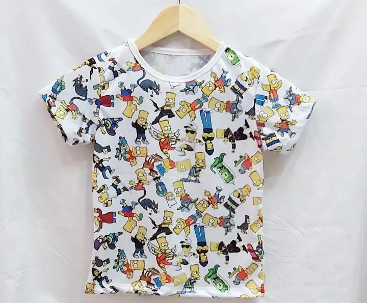 remera-spum-personaje-de-nino.webp