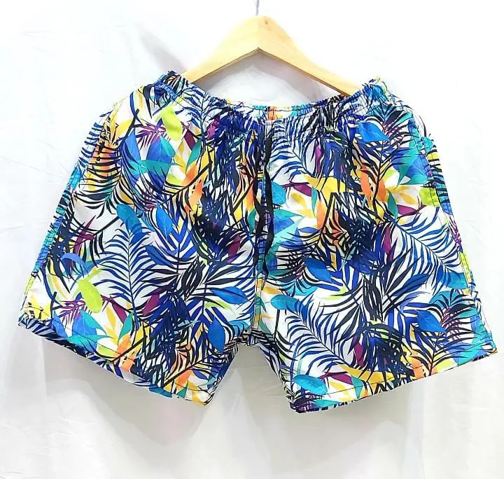short-de-bano-estampado.webp