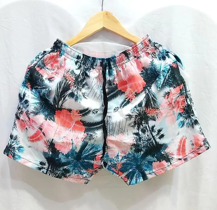 short-de-bano-estampado.webp