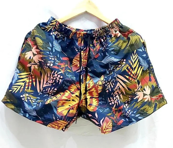 short-de-bano-estampado.webp
