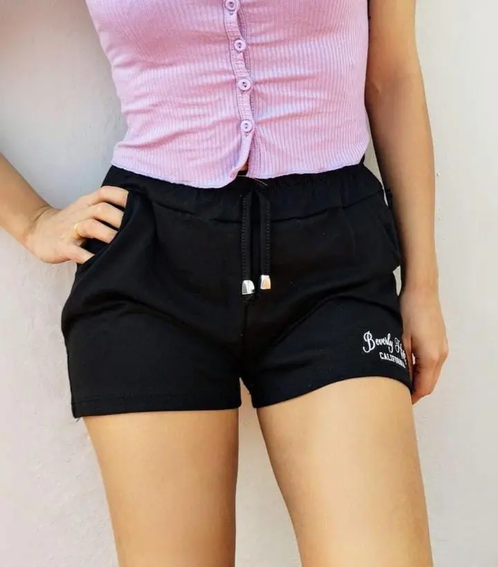 short-de-mujer-rustico.webp