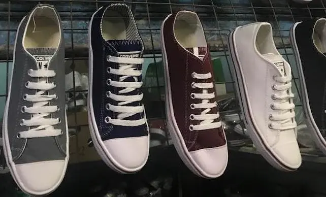 zapatilla-lona-hombre.webp