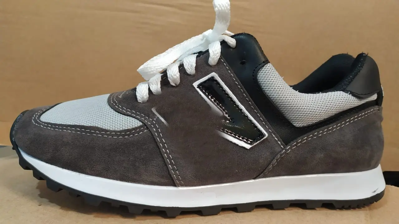 zapatilla-n-de-hombre.webp